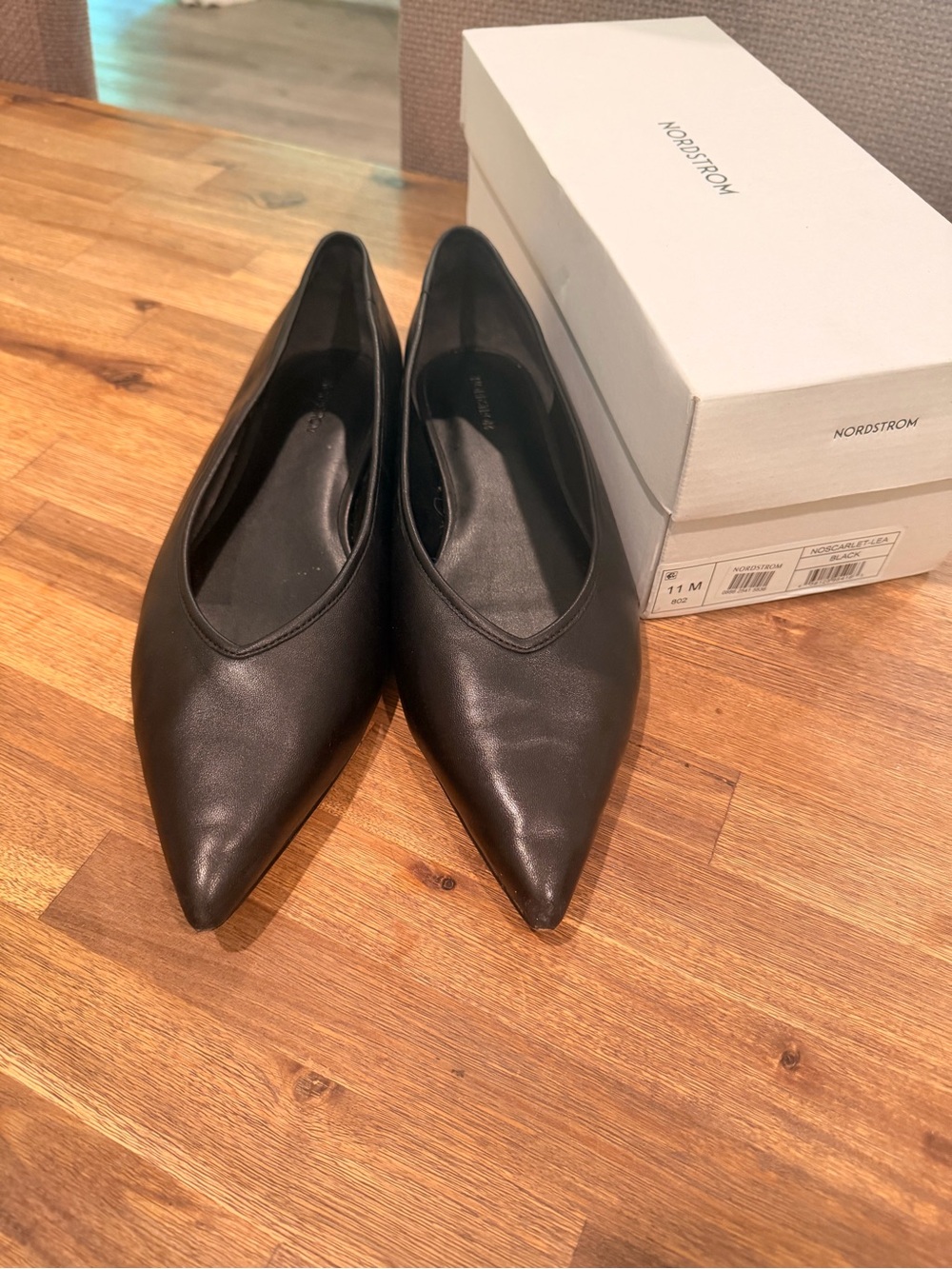 Nordstrom Black Pointed Leather Ballet Flats Size 11 - Picture 3 of 4